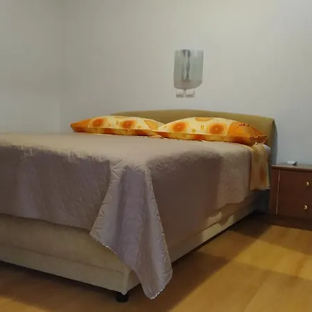 Nina Apartment *