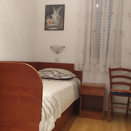 Apartment Nina