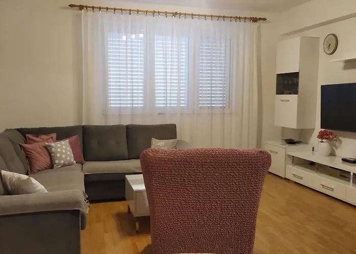 Apartman Nina *